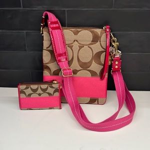 Coach Cross body purse with matching card wallet. Khaki/Punch